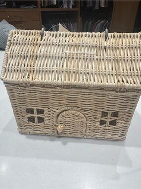 Woven House-Shaped Storage Basket in Natural Cream